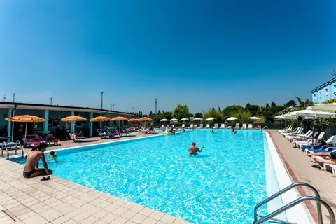 Long Beach Village in Ravenna — foto 6