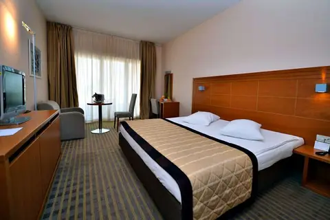 Hotel La Luna in Novalja — foto 22