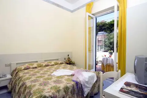 Villa Diana Rooms in Ischia, foto 17