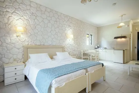 Aparthotel Robolla Beach in Ρόδα — foto 3