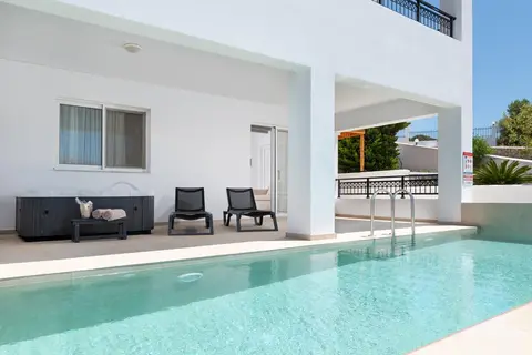 Lindos Nest in Πεύκοι — foto 19