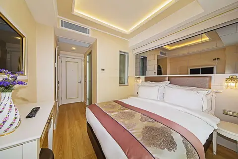 Grand Naki Hotel in İstanbul — foto 2