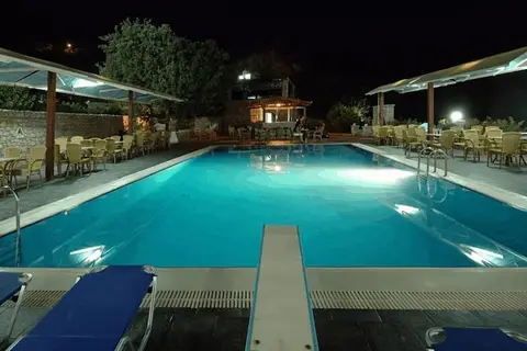 Lalloudes Seaside Accommodation in Νύφι — foto 9