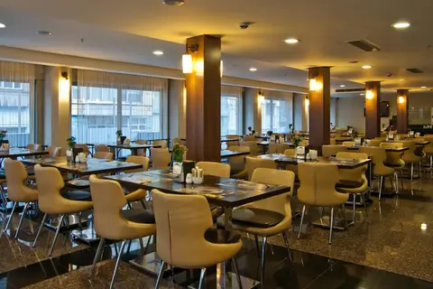 Riva Hotel Taksim in Fatih — foto 12