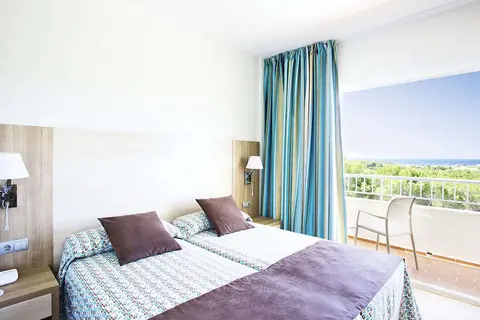 Invisa Hotel Ereso in Santa Eulària des Riu — foto 3