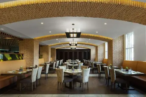 Sheraton Sharjah Beach Resort & Spa in السيف — foto 9