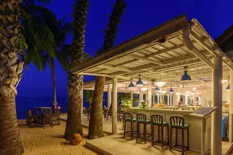 Hotel Paradise Beach Resort in บ้านใต้ — foto 29