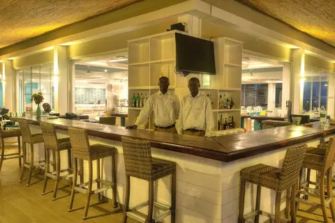 Sunset Beach Hotel in Dippa Kunda — foto 27