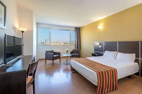 La Estacion Hotel in Benidorm — foto 3