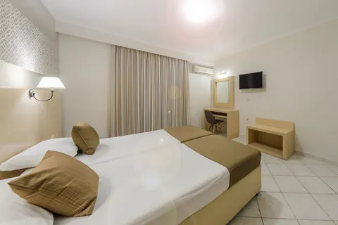 Fly & Go Karras Hotel foto 6