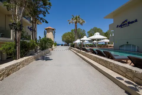 Kalyves Beach Hotel in Καλύβες — foto 21