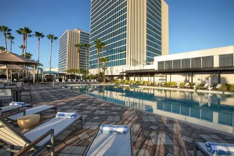 DoubleTree by Hilton at the Entrance to Unive in Orlando — foto 11