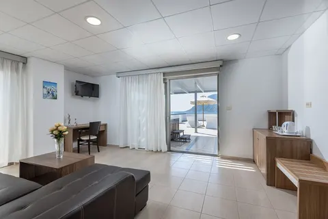 Royal Bay Suites in Kefalos — foto 14