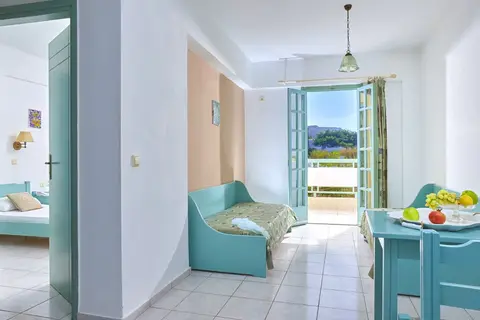 Noble Hotel Suites in Δημοτική Ενότητα Γουβών — foto 5