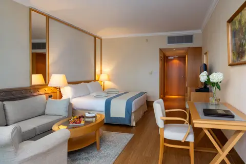 Hotel Constantinou Bros Asimina Suites - adults only in Geroskipou, foto 3