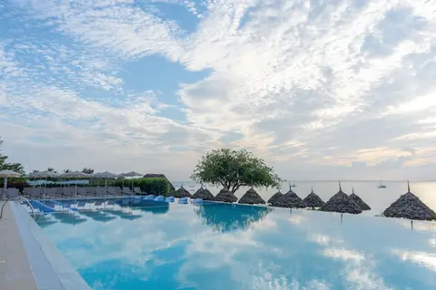Royal Zanzibar Beach Resort in Nungwi — foto 24