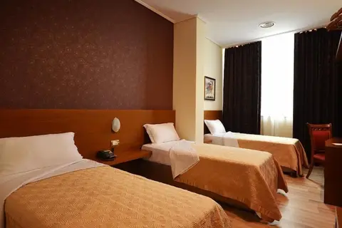Hotel Austria in Tirana — foto 21