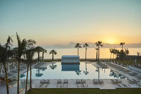 Sunrise Jade Hotel in Παραλίμνι — foto 26
