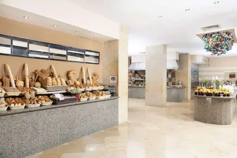 The Three Corners Sunny Beach Resort in الاحياء — foto 30