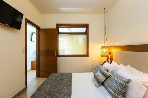 Nostos Beach Boutique Hotel in Βλυχάδα — foto 20