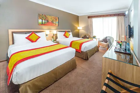 Holiday International Hotel Sharjah in Sharjah — foto 14