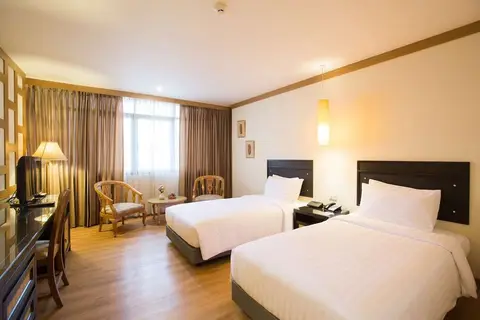 Tarntawan Hotel Surawong Bangkok​ in Bangkok — foto 14