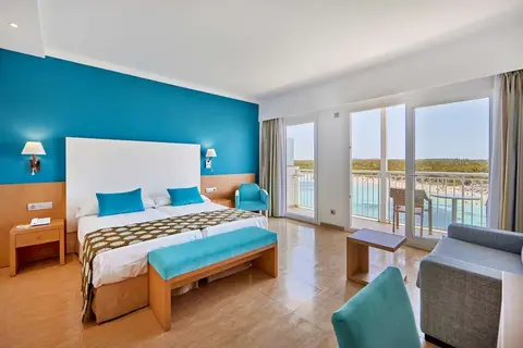 Universal Hotel Marques in Colònia de Sant Jordi — foto 4