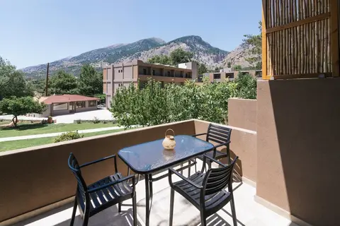 Idi Hotel in Zaros — foto 20