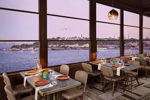 JW Marriott Istanbul Bosphorus in Beyoğlu — foto 7