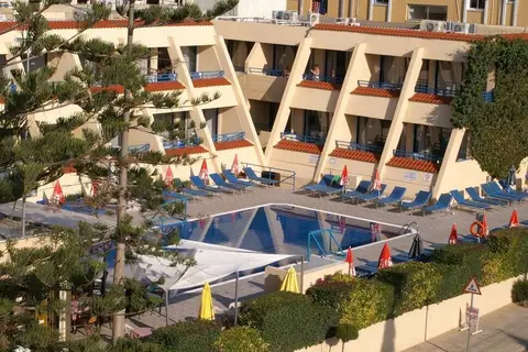 Napa Prince Hotel Appartementen in Αγία Νάπα — foto 13