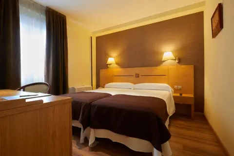 Hotel La Serrana in Aviles
