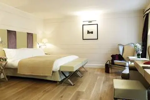 Castille Paris in Parijs