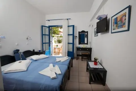 Dilion Hotel in Παροικιά — foto 22
