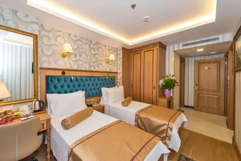 Aprilis Gold Hotel in Fatih — foto 15