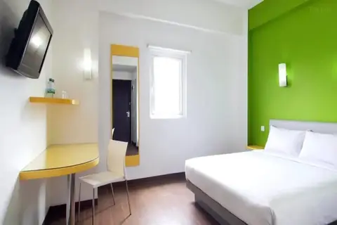 Kampi Hotel Legian in Kuta — foto 14