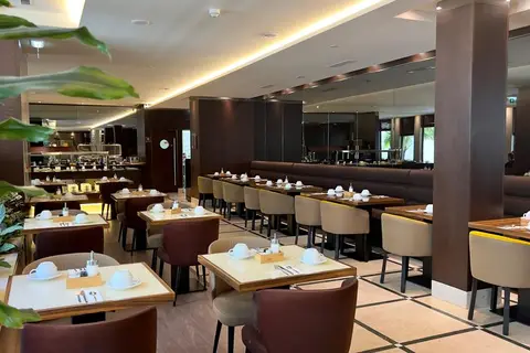 Turim Marquês Hotel in Almada — foto 6