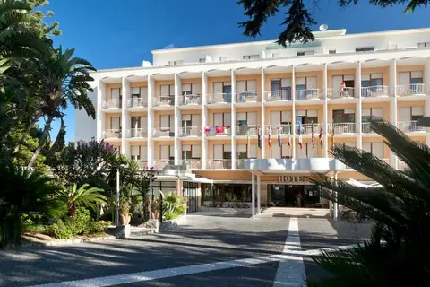 Grand Hotel Moon Valley in Vico Equense