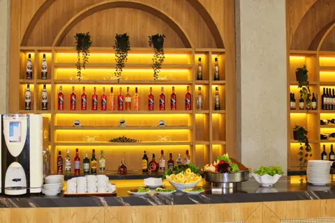 Babaylon Hotel in Cesme — foto 18