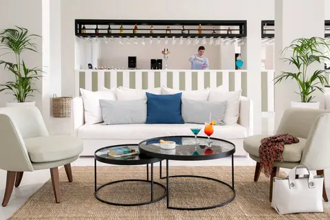 Louis Paphos Breeze foto 3