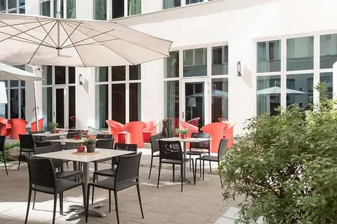 Adina Apartment Hotel Berlin Checkpoint Charlie in Berlijn — foto 14