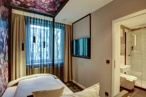 Vienna House Easy by Wyndham Hamburg City in Hamburg — foto 3