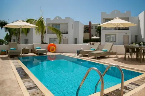 Althea Kalamies Luxury Villas in Παραλίμνι — foto 8