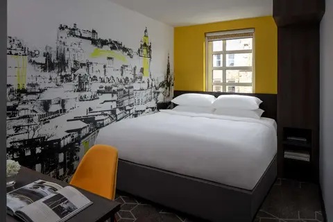 KM Hotel in Edinburgh — foto 11