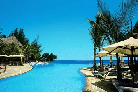 Baobab Beach Resort & Spa in Mombasa — foto 22