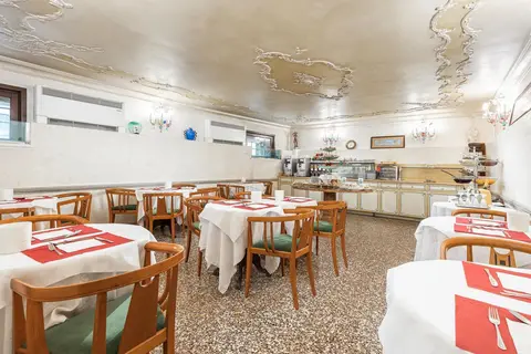 Hotel San Moise in Venetië — foto 7