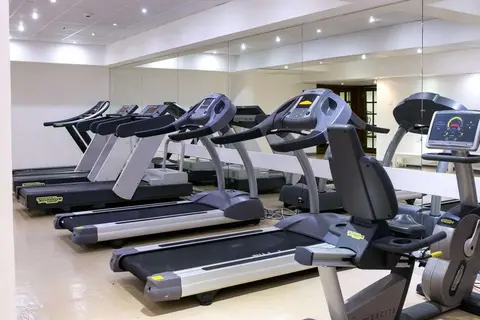 The Golden Bay Beach Hotel in Larnaca — foto 9