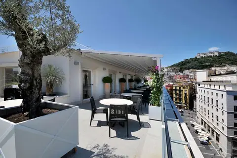 Grand Hotel Oriente in Napels, foto 9