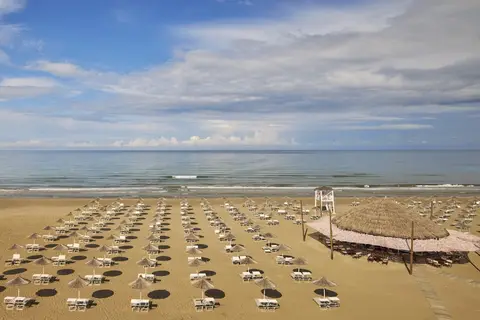 Sol Tropikal Durres in Durrës — foto 27