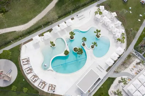 Pareus Beach Resort in Zeccone — foto 12
