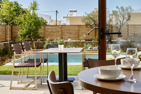 Volta Suites & Villas in Δημοτική Ενότητα Γουβών — foto 14